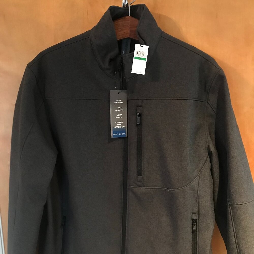 Men’s Van Heusen Weatherproof full-zip windproof jacket – Large – New with tags